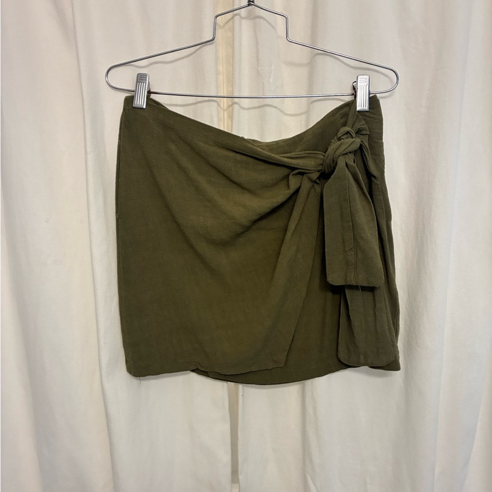 Elegant Olive Tie-Front Mini Skirt
